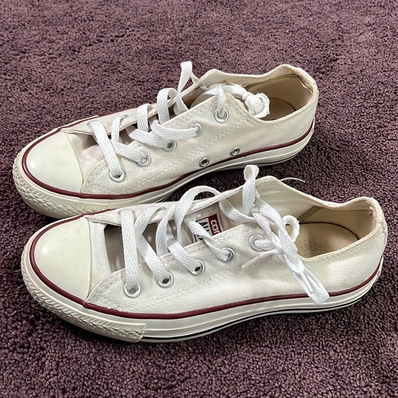 Converse Shoes - Converse low top